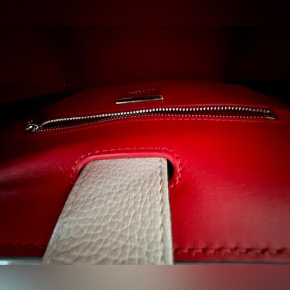 Christian Louboutin tote bag - Picture 8 of 13